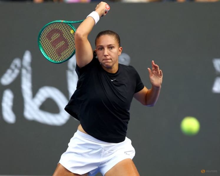 Parry defeats Mertens in Monterrey to claim maiden WTA singles title