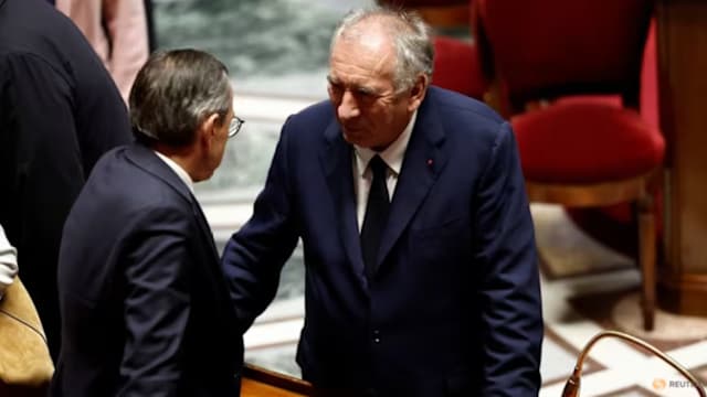 法国总理贝鲁未通过议会信任投票将辞职