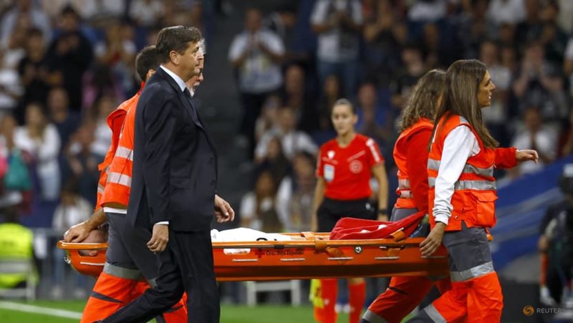 Real's Carvajal to undergo surgery after cruciate ligament injury Real's Carvajal to undergo surgery after cruciate ligament injury