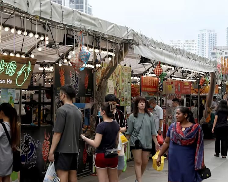 The Big Read: The million-dollar pasar malam industry and Singaporeans' love affair with it