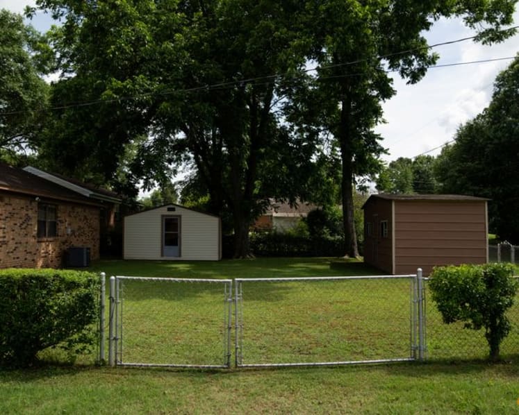 Pollution from Musk’s unpermitted xAI power project hits hardest in Black communities