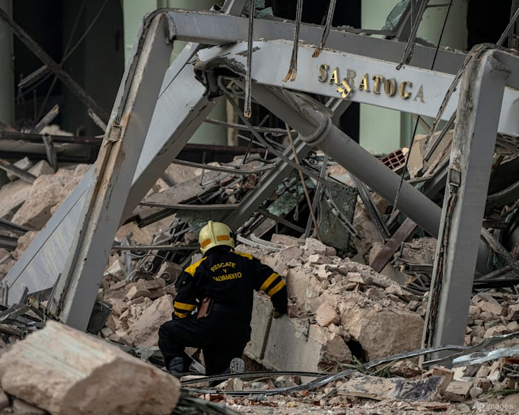 Crews work through 2nd night after Cuba hotel blast kills 27