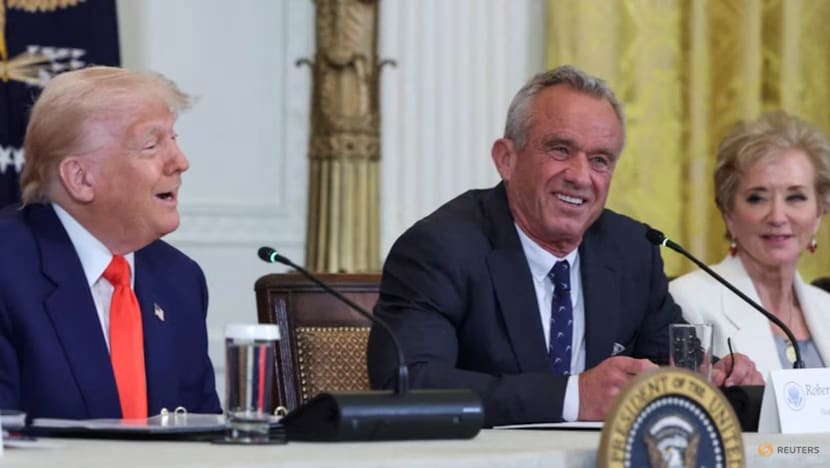 Trump sokong dasar vaksin Kennedy meski wujud risiko terhadap kesihatan, politik