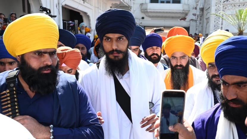 Polis India berkas pendakwah radikal Sikh Polis India berkas pendakwah radikal Sikh