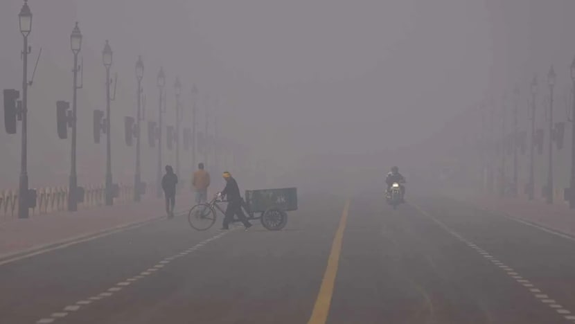 Lebih 120 penerbangan dibatalkan di lapangan terbang Delhi dek jarak penglihatan terhad
