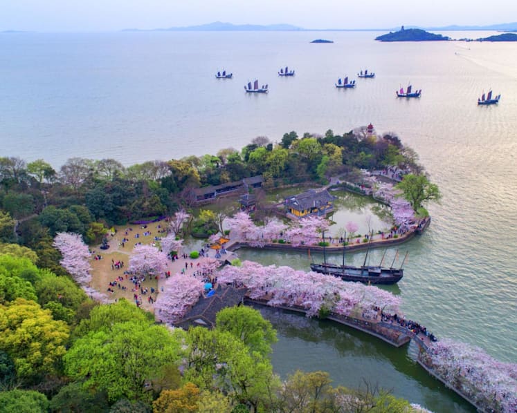 Travel guide to Wuxi, China: Cherry blossoms, ancient waterways, an epic Three Kingdoms TV drama set