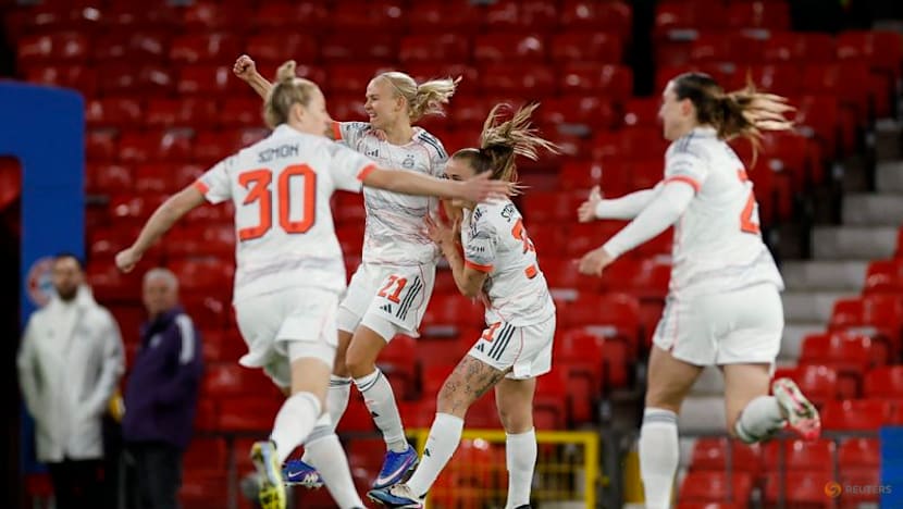 Tanikawa the tonic for Bayern in Women's Champions League win over Man United