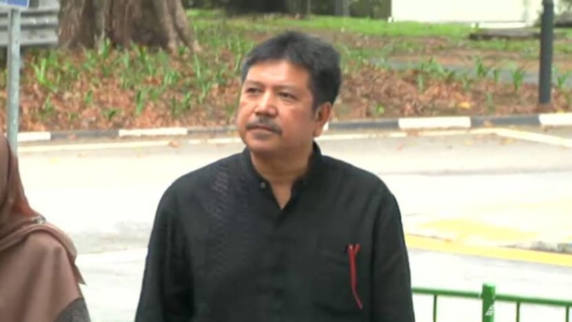 Former mosque chairman jailed for siphoning S$371,000 over 7 years Former mosque chairman jailed for siphoning S$371,000 over 7 years