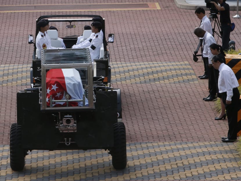 Loyal staff give Mr Lee Kuan Yew final send-off