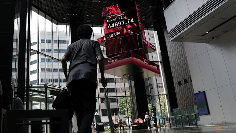 Benchmark Japan bond yields extend steepest annual surge since 1994