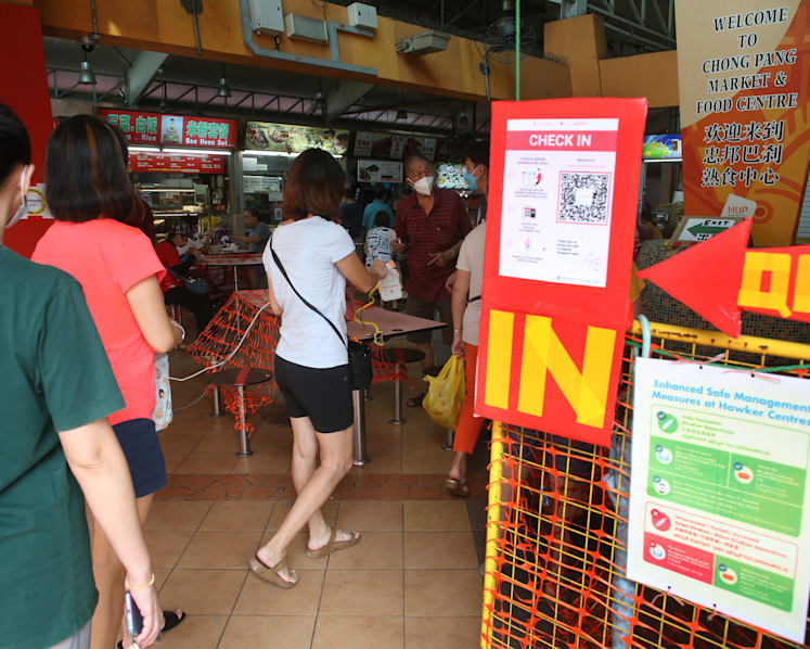 Covid-19: Temporary fencing at hawker centres, markets to be removed from March 29