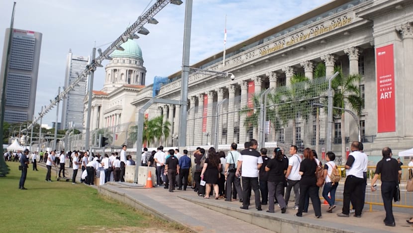Young and old bid goodbye to S R Nathan