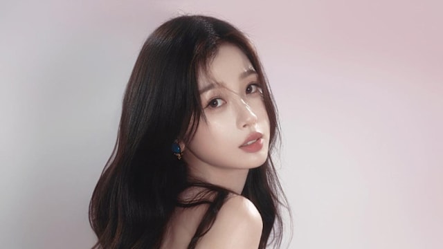 虞书欣衰运连连，《一念江南》遭除名、4个月掉粉300万