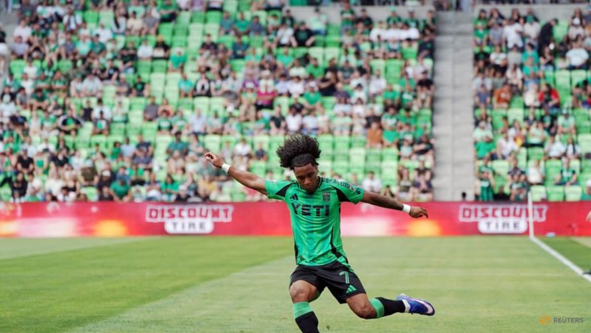 Nelson replaces injured Flores in Canada's World Cup squad