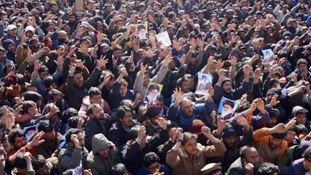 卡拉奇爆发冲突导致至少八死 示威者聚集美国领馆外