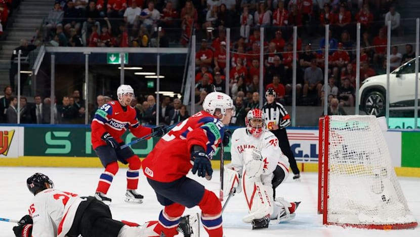 Ice hockey-Norway stun Canada to win sensational bronze at world championship