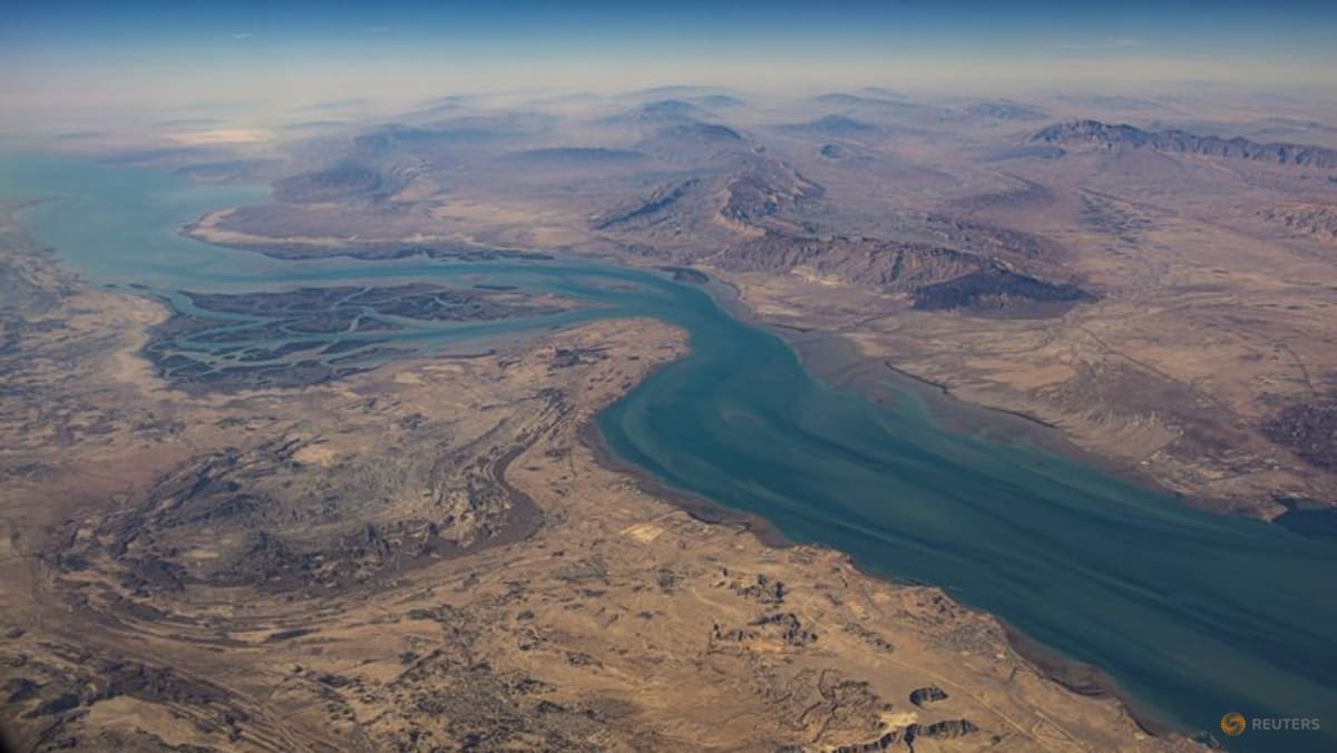 Iran's Revolutionary Guards begin military drills in Strait of Hormuz