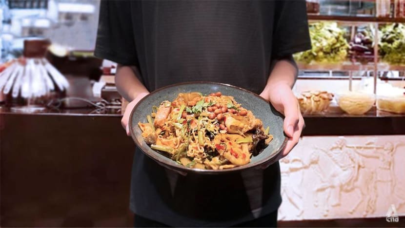 Spicy food equals weight loss? That mala xiang guo is actually packed with calories