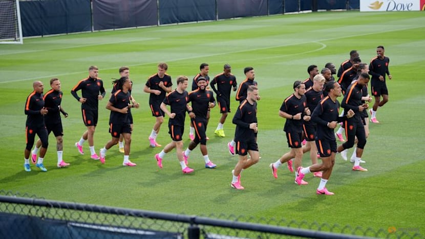Netherlands use pressure to drive bid for elusive World Cup triumph