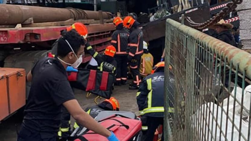Worker dies after lorry crane topples at Defu Avenue 2