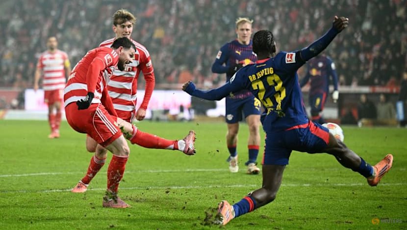 Leipzig lose ground in title race with 3-1 loss at Union Berlin