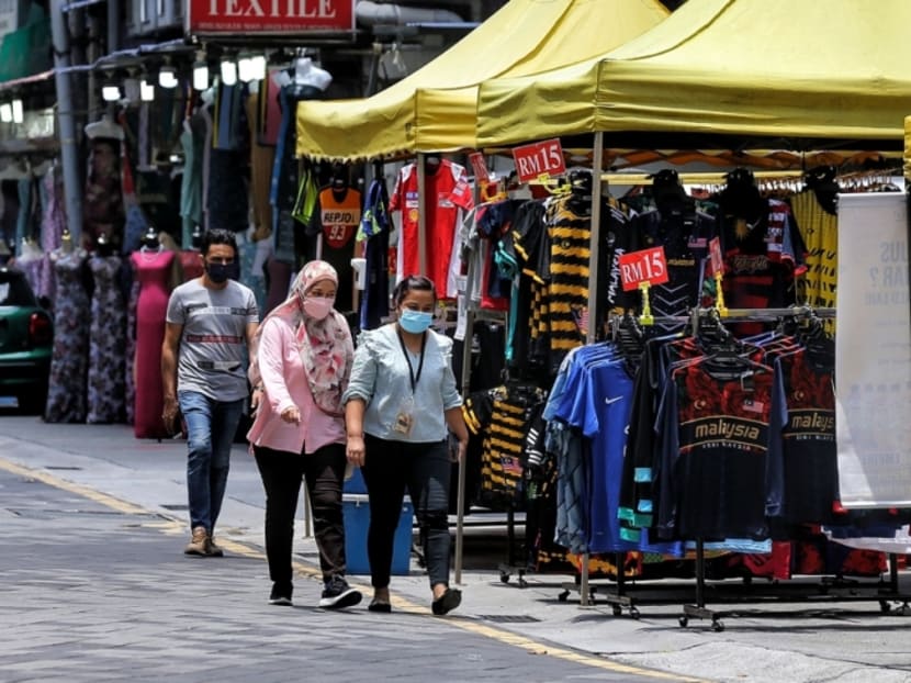 Malaysia's health director-general Dr Muhammad Radzi Abu Hassan advised the public to wear masks during gatherings with friends and family as the weekly Covid-19 cases from Dec 3-9 revealed a concerning surge, with 12,757 reported cases compared to 6,796 cases in the previous week. 