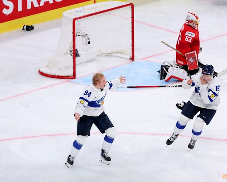 Ice hockey-Helenius is the hero as Finland beat Swiss in world final