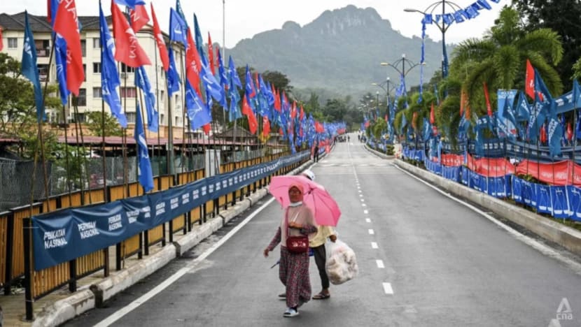 KOMENTAR: Politik kaum dan agama mungkin hakis ukhuwah gabungan parti Melayu/Islam jelang PRU15 KOMENTAR: Politik kaum dan agama mungkin hakis ukhuwah gabungan parti Melayu/Islam jelang PRU15