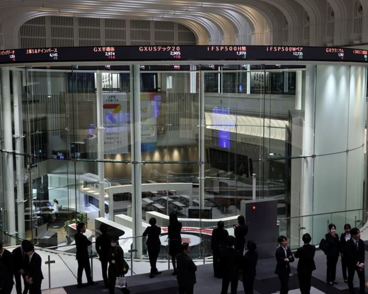Analysis:Japan has few answers as bond rout puts fiscal plans at risk