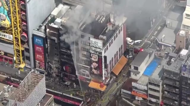 日本大阪旅游区发生火患 两消防员死四人伤