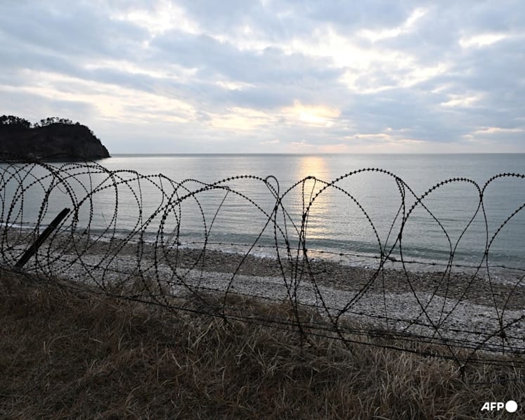 South Korea fires warning shots at North Korean ship crossing sea border