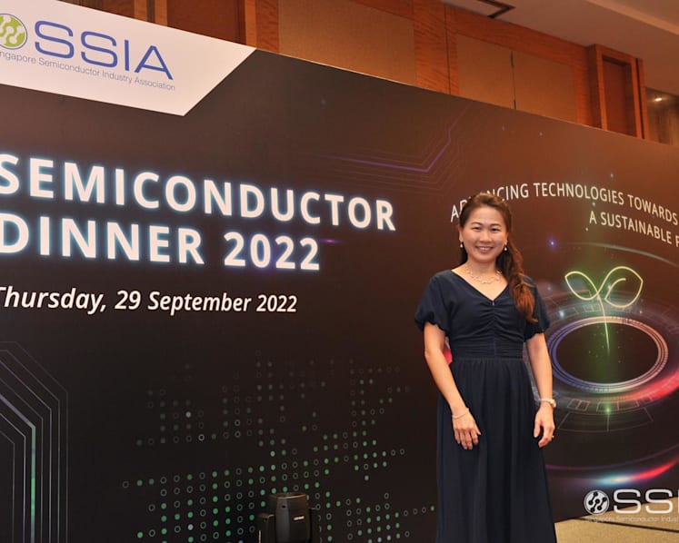 Commentary: I've not found it lonesome as a woman in the semiconductor industry. Here’s why you should consider it too