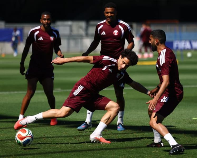 Qatar not expecting gifts as they chase World Cup dream, says Lopetegui