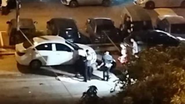 疑与妻吵架动粗惹旁人不满 马国警员遭人群殴致死