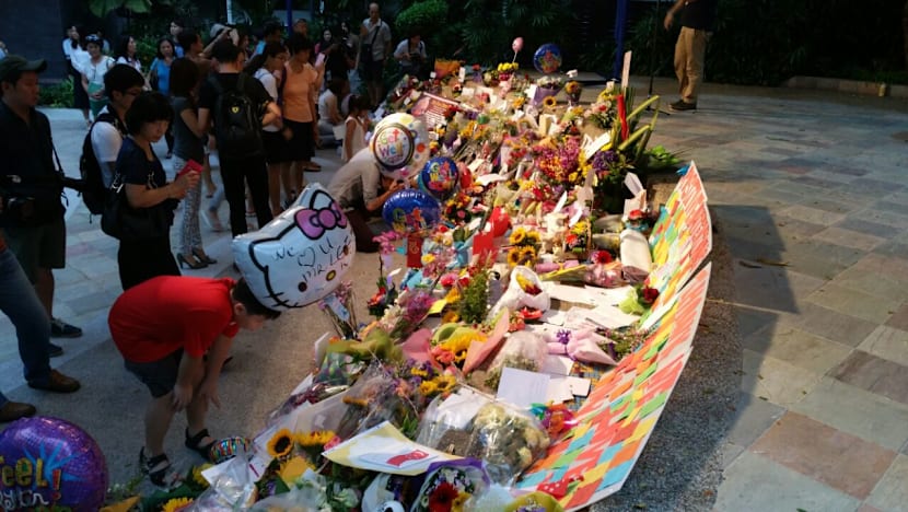Singaporeans offer their well-wishes to former MM Lee Kuan Yew