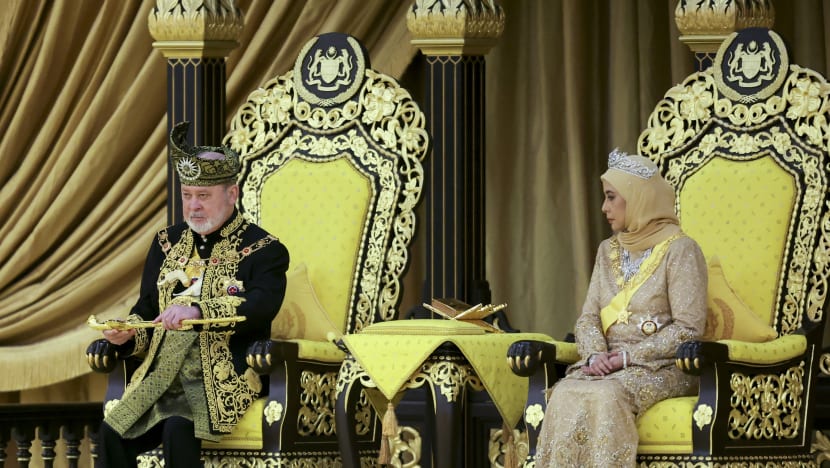 Tetamu kenamaan luar negara termasuk SM Lee serikan Istiadat Pertabalan Agong ke-17 Malaysia Tetamu kenamaan luar negara termasuk SM Lee serikan Istiadat Pertabalan Agong ke-17 Malaysia