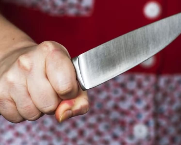 Woman gets jail for stabbing 11-year-old son who was playing with her phone