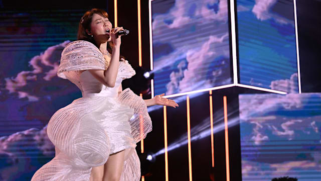 国庆日演唱会绚烂烟火点亮夜空！Olivia Ong携小学合唱团温暖献唱“Home”
