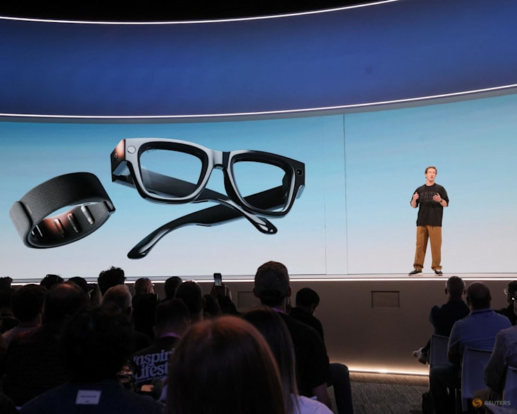 Meta launches camera-free AI glasses amid privacy pushback