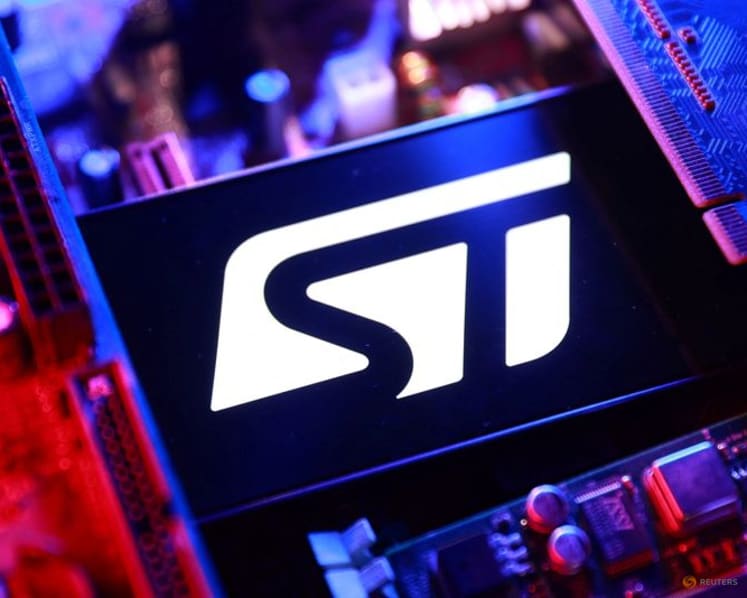 STMicro's 2027 AI revenue to be four-fifths optics, CFO says