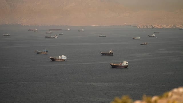 胡塞武装称袭击红海两艘沙特油轮