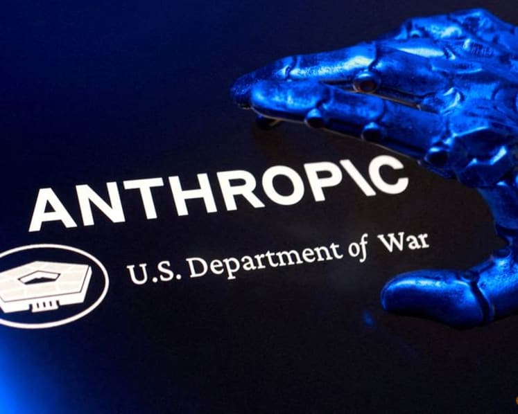 Pentagon opens door to exempt Anthropic use beyond 6-month ramp-down, memo says