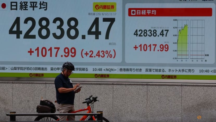 Japan's Nikkei rallies to record high, SoftBank surges Japan's Nikkei rallies to record high, SoftBank surges