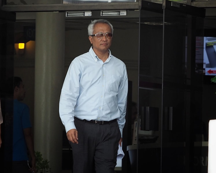 Lawyer suspended 3 years for 'lazy, shoddy' work for client who went on to carry out S$2.3m scam