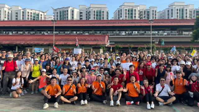 保持身心活跃 800名三巴旺居民参与快走活动