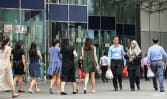 Civil servants to receive 0.4-month mid-year bonus; one-time payment for junior grade officers 