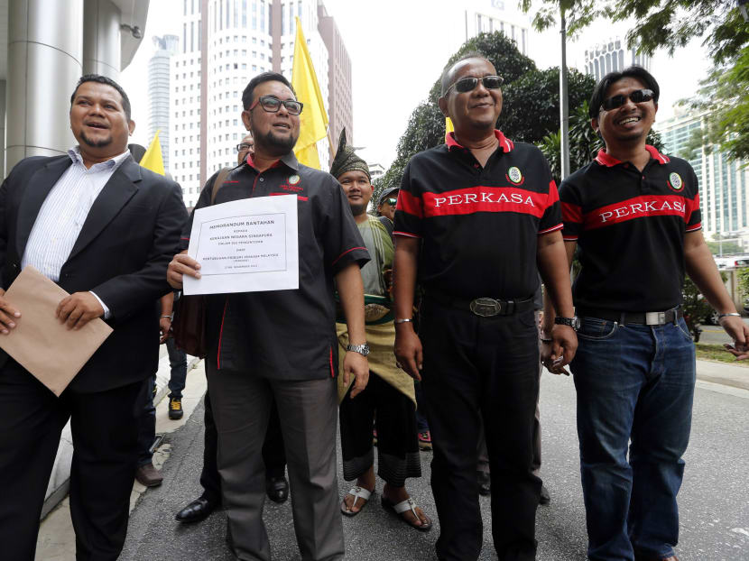 Anwar slams Najib for being ‘soft’; demands apology from Singapore