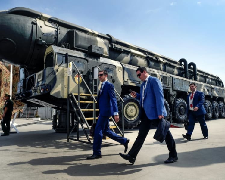 Commentary: Will Putin really press the nuclear button over Ukraine?