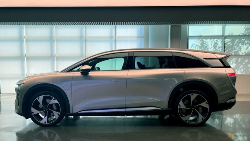 Uber to invest $300 million in EV maker Lucid as part of robotaxi deal