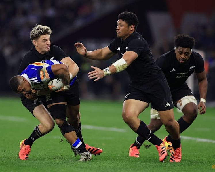 All Blacks win tour opener in unconvincing fashion